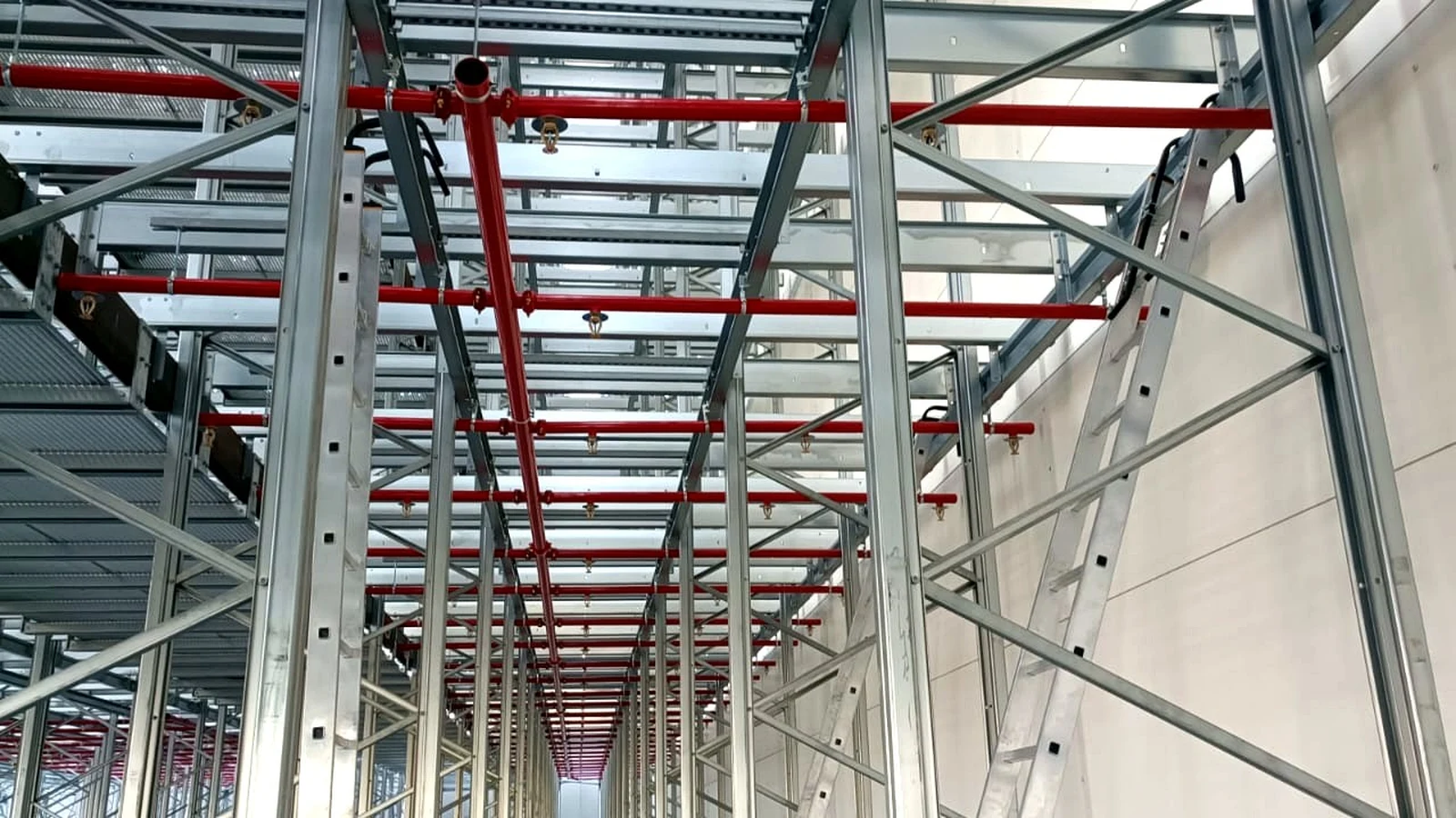 Sprinkleranlage im Regallager